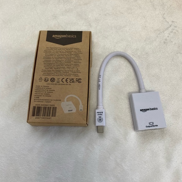 Mini DisplayPort Thunderbolt to HDMI Adapter - Compatible w/ Apple iMac, MacBook - Picture 3 of 3